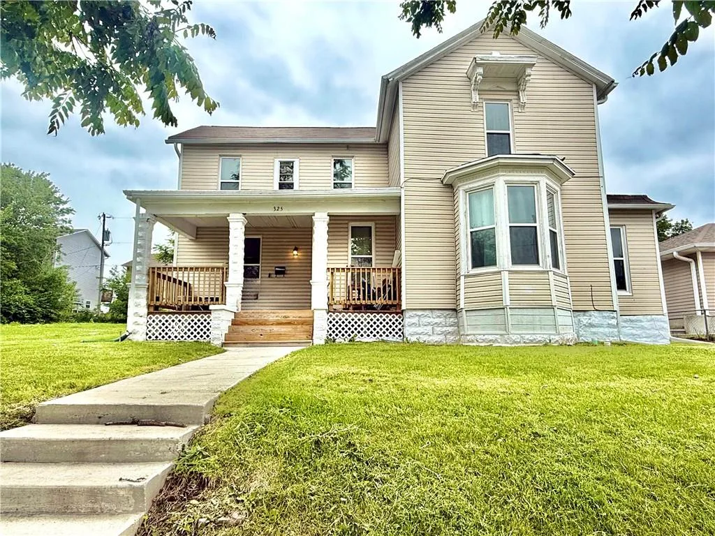 325 E 3rd Street, Maryville MO