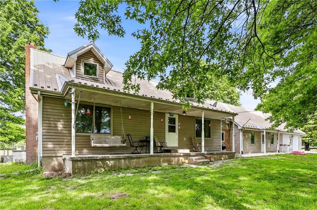 16614 S Hadsell Road, Pleasant Hill MO