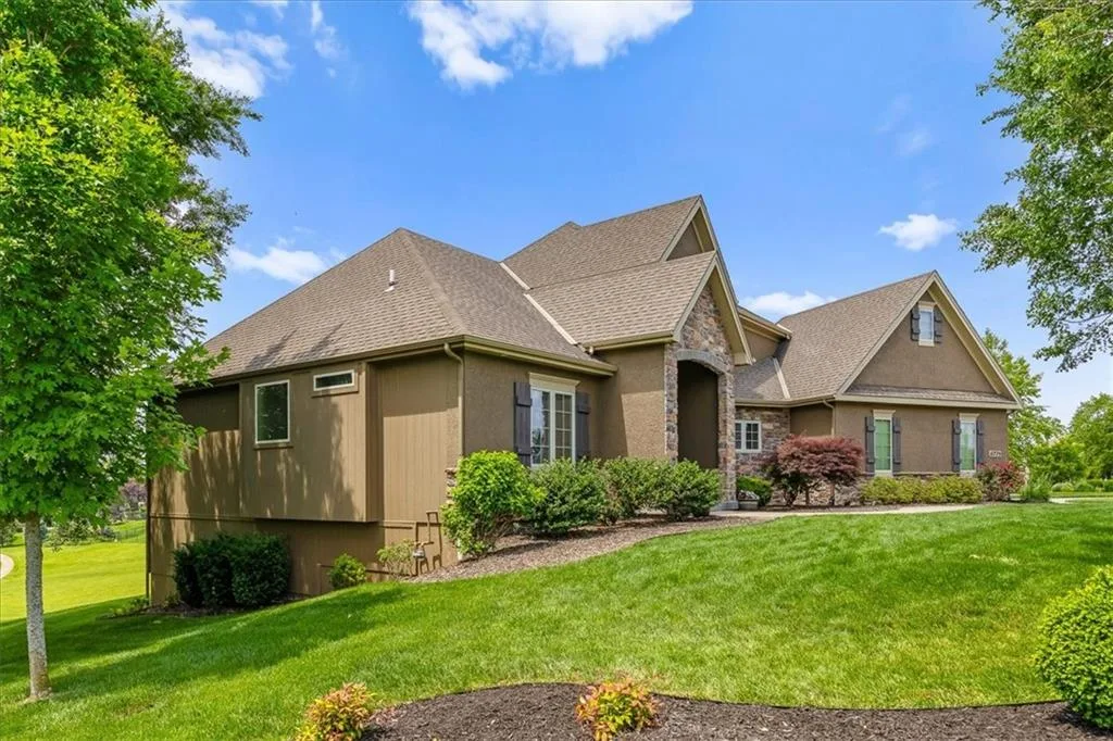 11775 NW 81st Street, Parkville MO