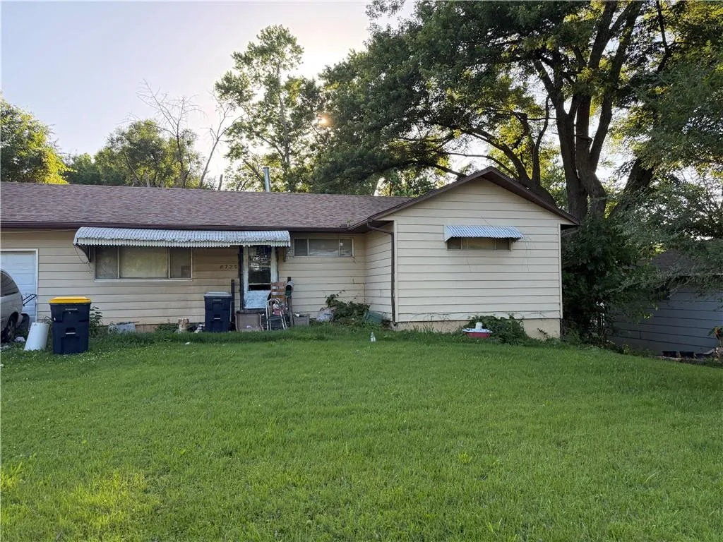 8720 Longview Court, Kansas City, MO 64134 — photo 1 of 1