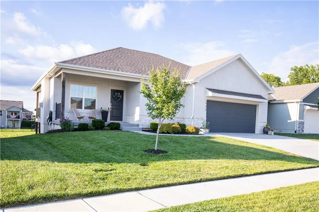 19610 W 196th Terrace, Spring Hill KS