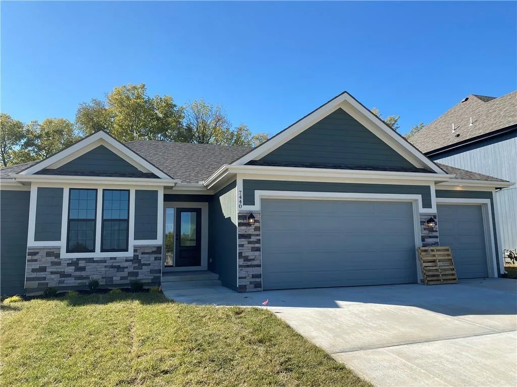 12720 NW Larkspur Lane, Platte City, MO 64079 — photo 1 of 1