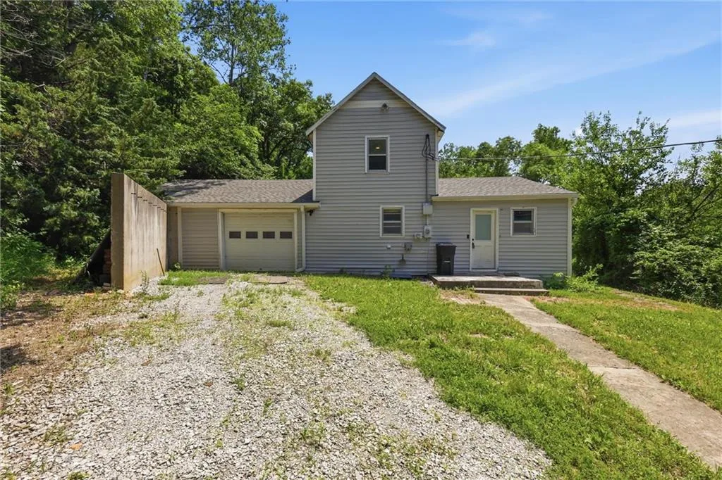 22465 Cogan Road, Rushville MO