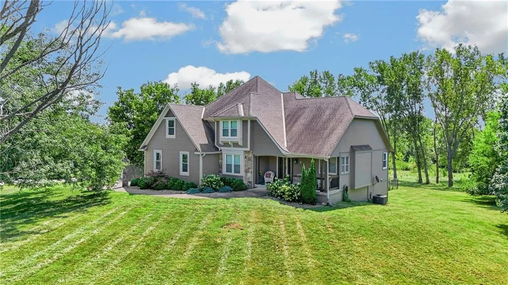 19311 Raffurty Street, Pleasant Hill MO