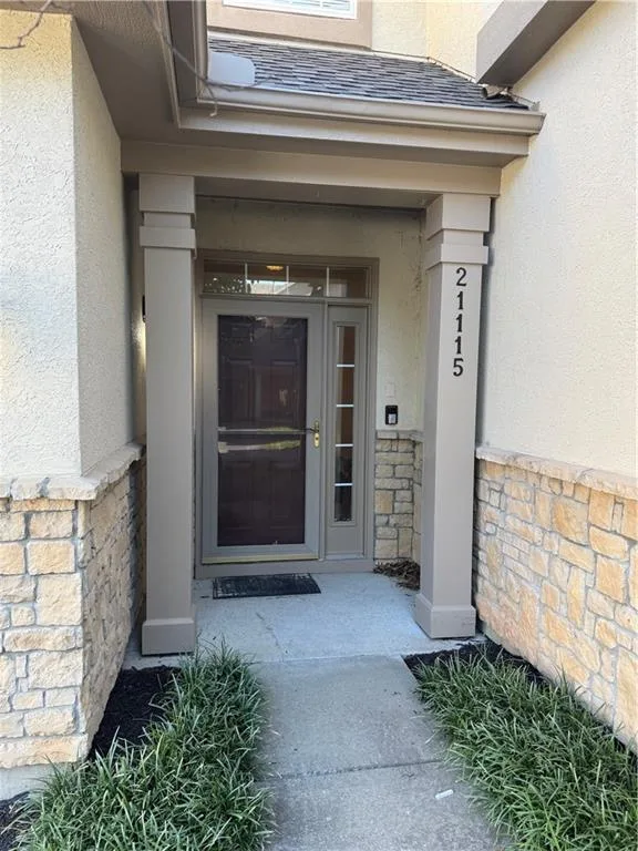 21115 W 118th Terrace, Olathe KS