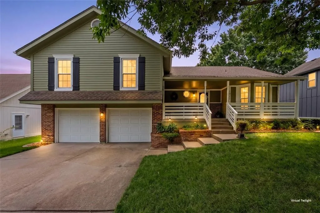 1327 Depot Drive, Lee's Summit MO