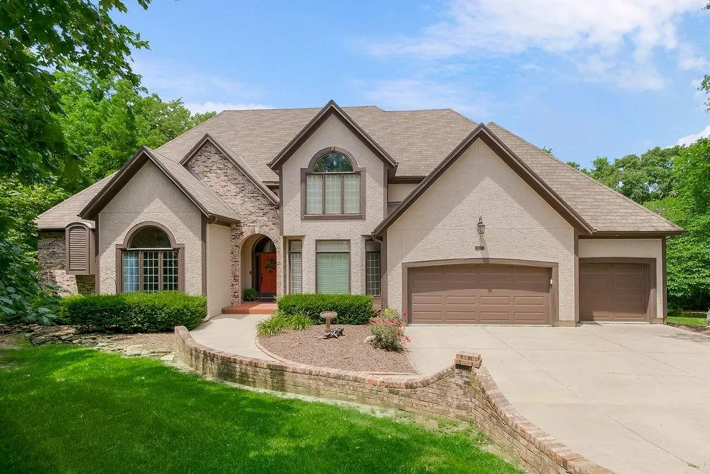 18702 W 64th Street, Shawnee KS