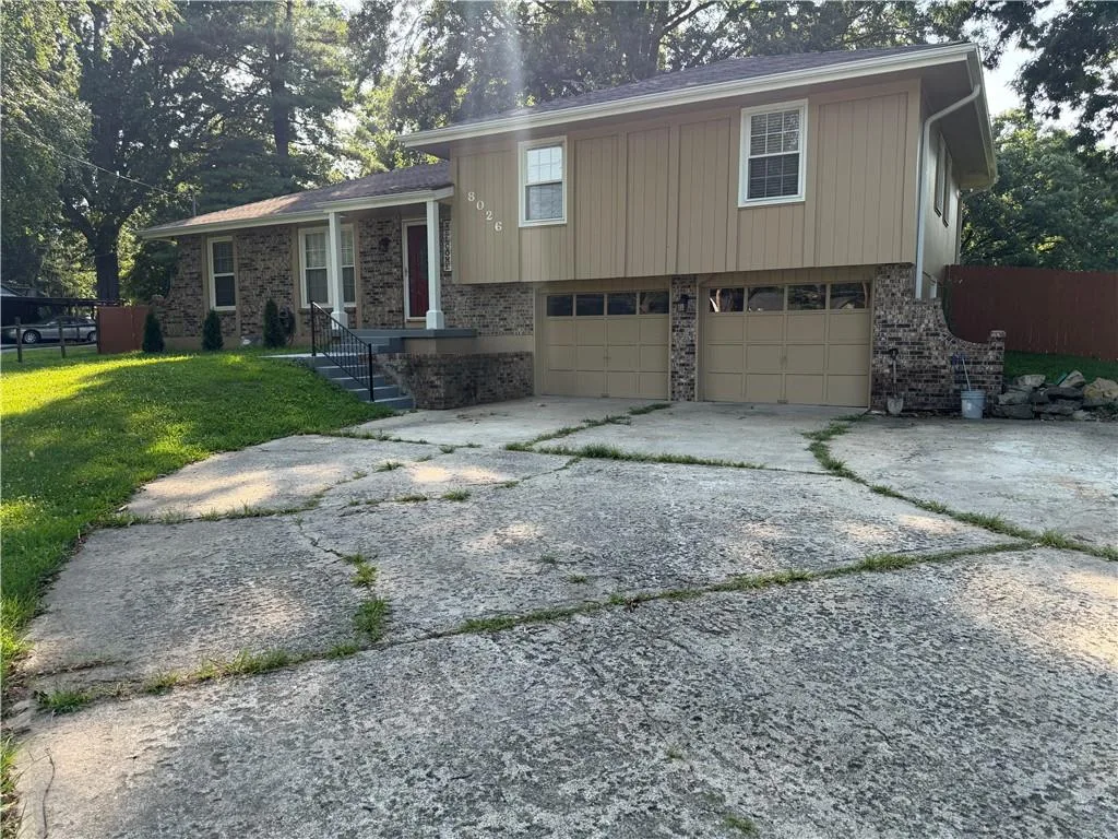 8026 Blue Ridge Boulevard, Kansas City MO