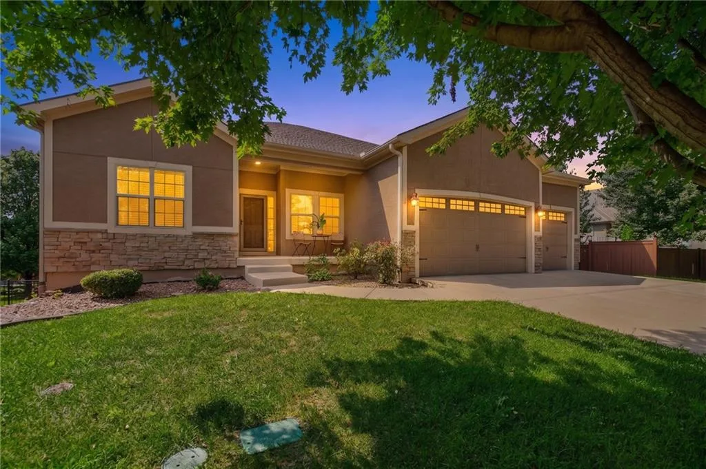 18425 W 193 Terrace, Spring Hill KS