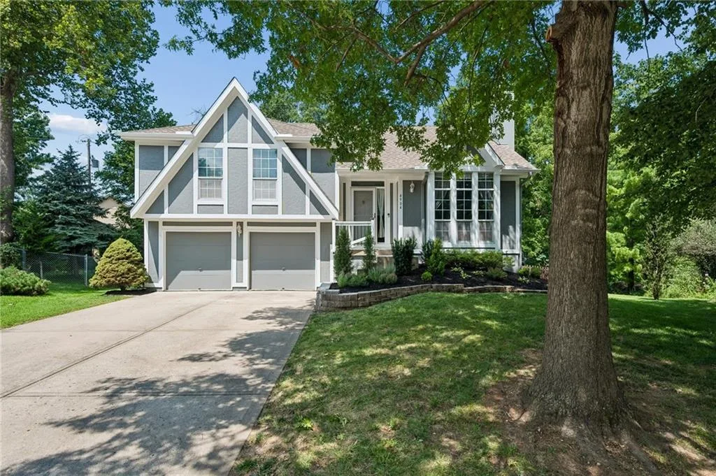 4904 Rosehill Drive