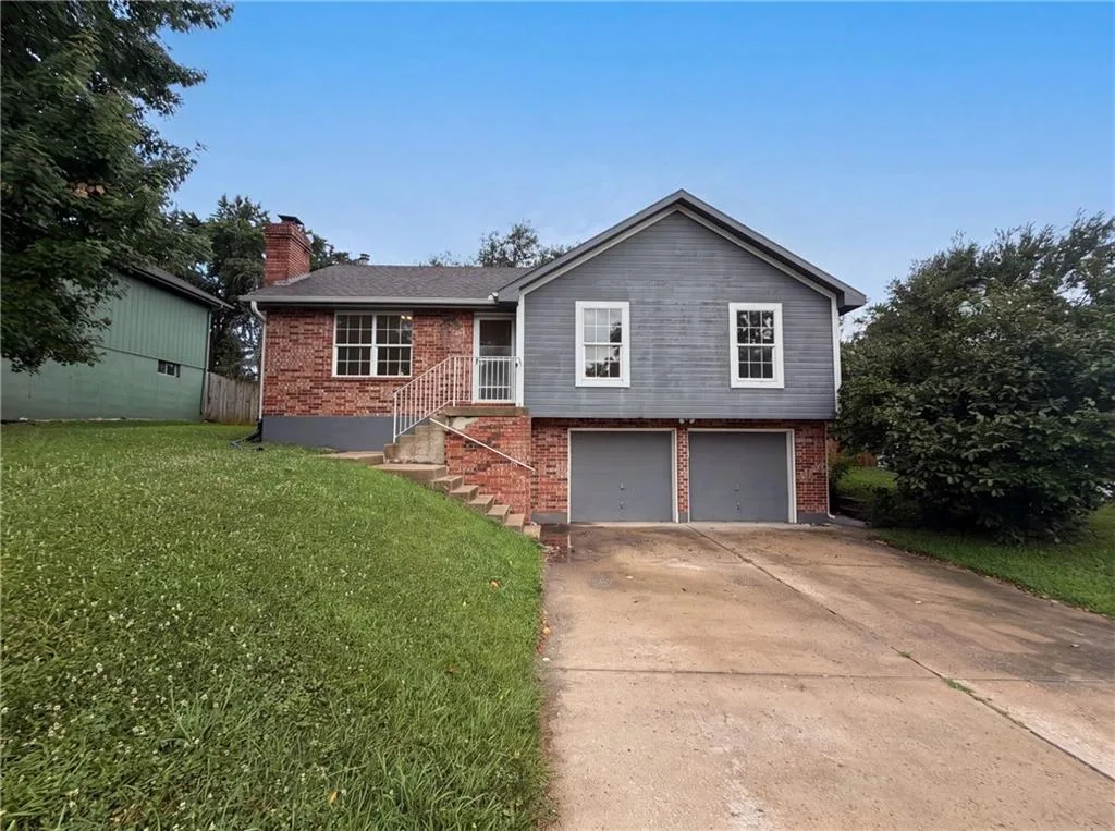 1706 N Lazy Branch Road