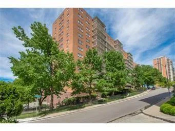 310 W 49 Street #101, Kansas City MO