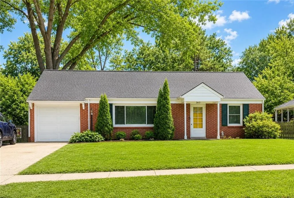 2613 W 79th Street