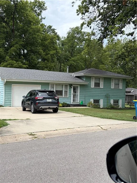820 S Main Street, Liberty MO