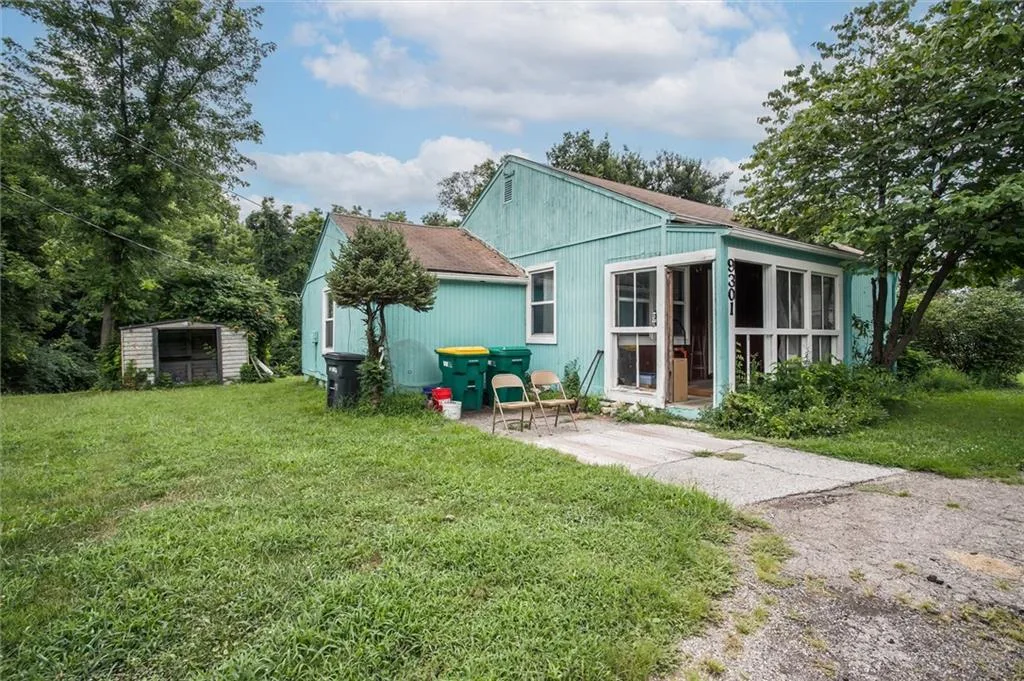 9301 Everett Avenue, Kansas City KS