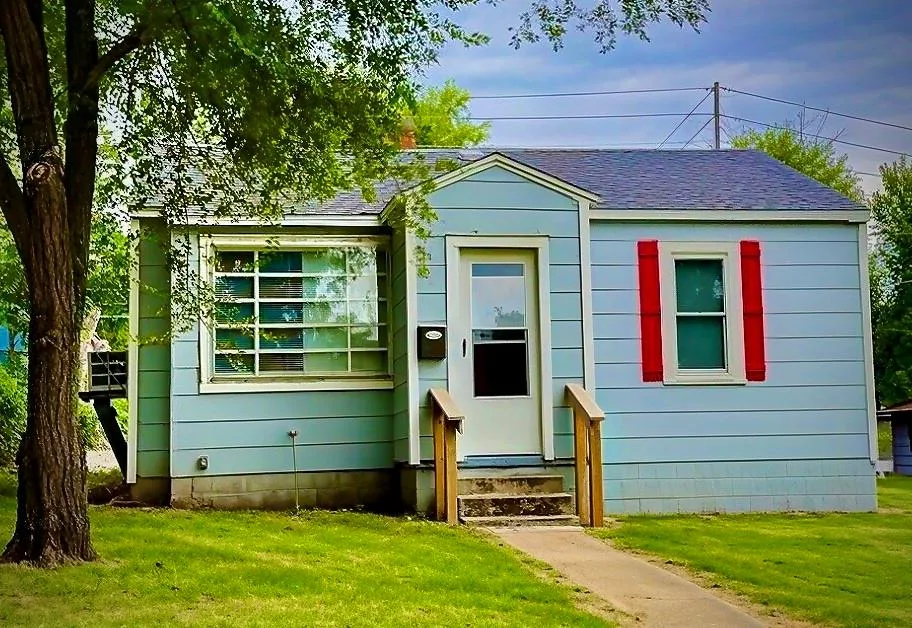 317 W Hickory Street, El Dorado Springs MO