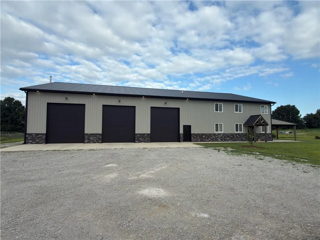 34705 E Mabry Road, Buckner MO