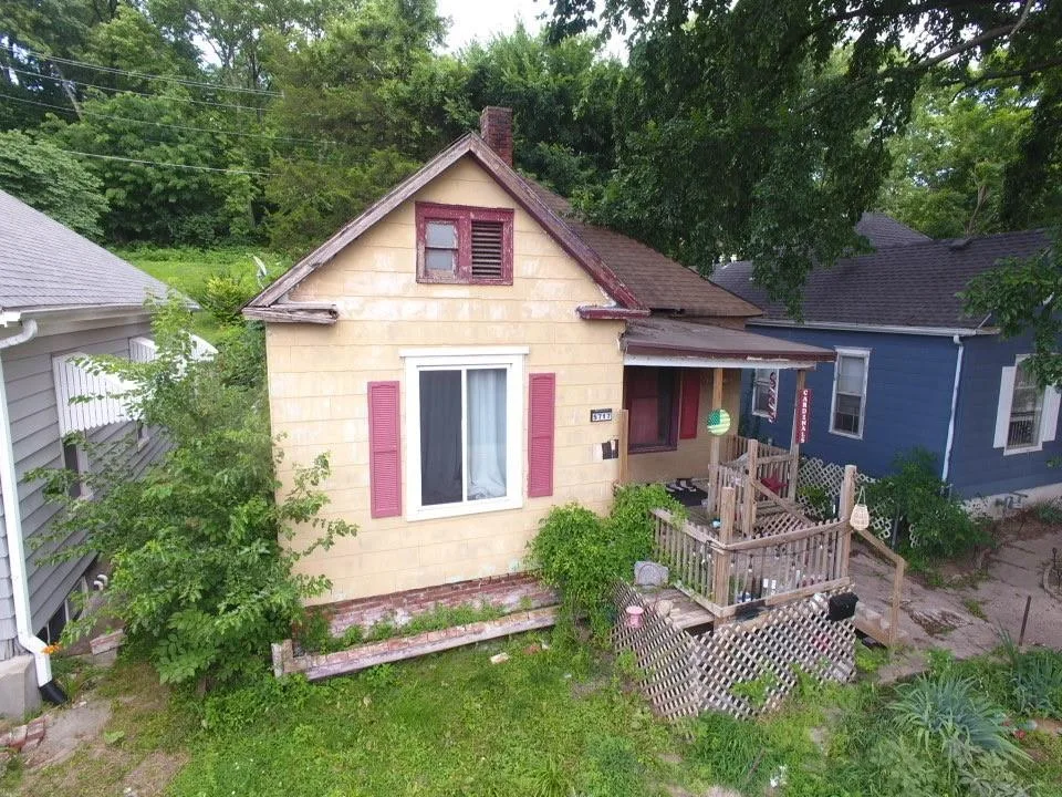 5717 King Hill Avenue, St Joseph MO