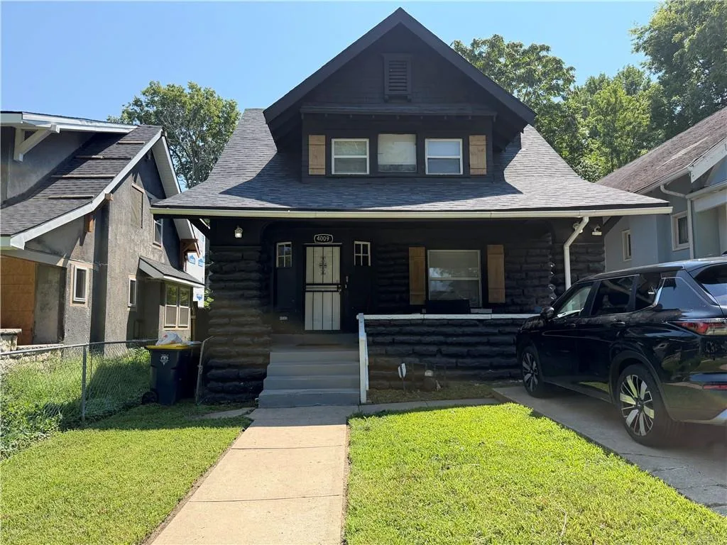 4009 S Benton Avenue, Kansas City MO