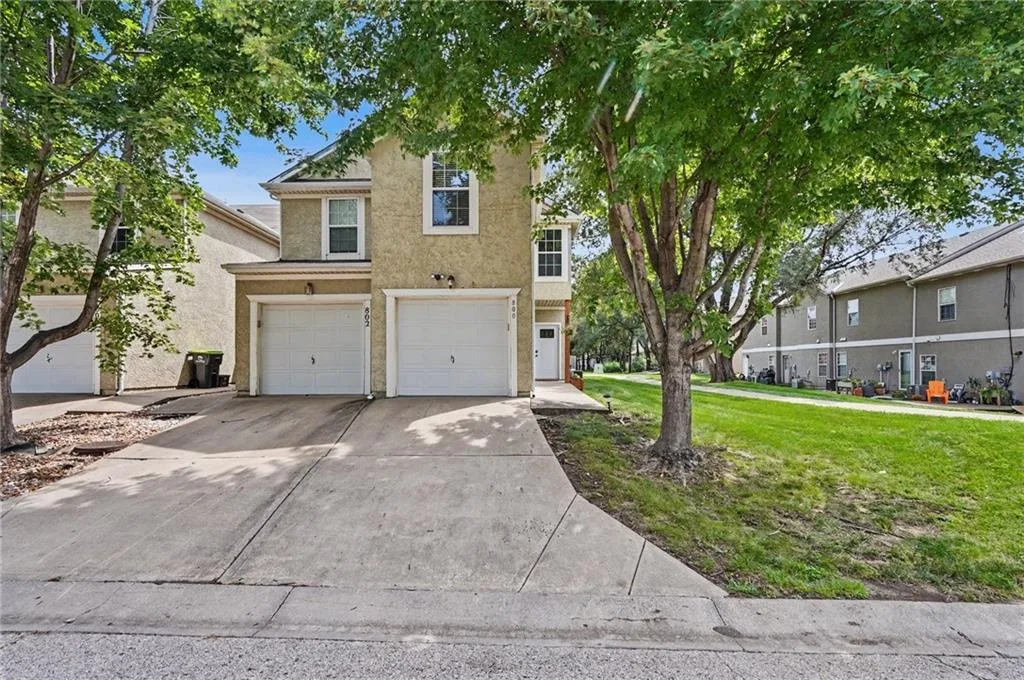 800 S Woodson Court, Gardner KS