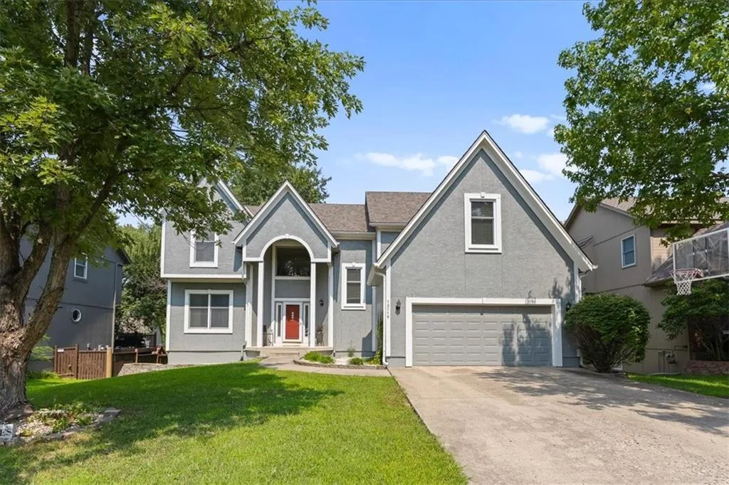 13119 S Hallet Court, Olathe KS
