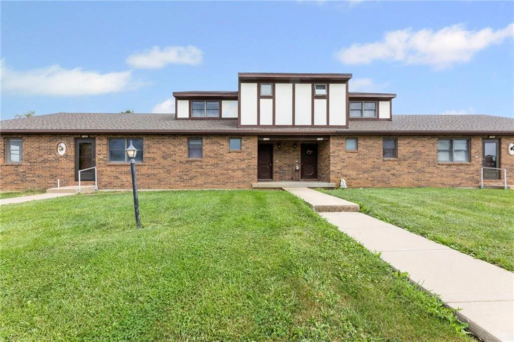 1107 Jeff Circle, Paola KS
