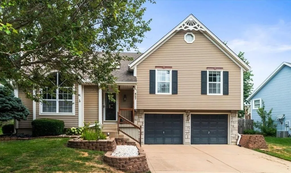 427 SE Franklin Court, Blue Springs MO