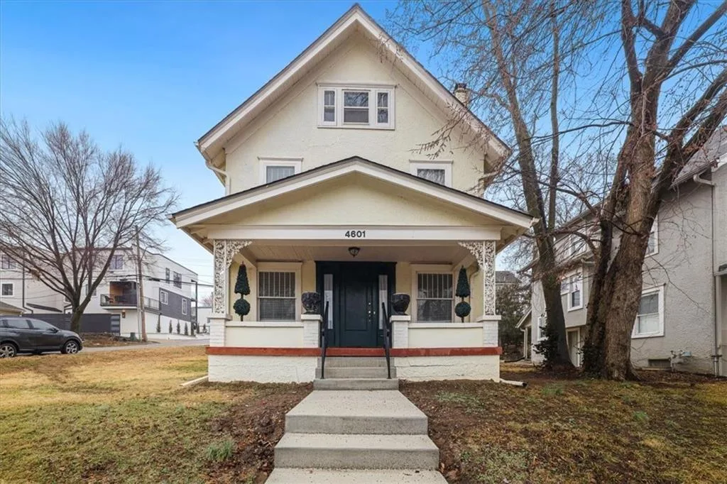 4601 State Line Road, Kansas City MO