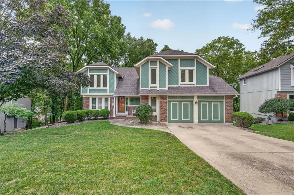 5129 NW Walden Drive, Kansas City MO