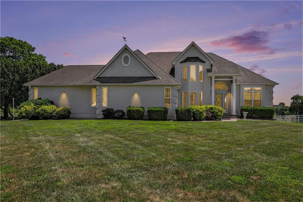 903 Doc Henry Road, Greenwood MO