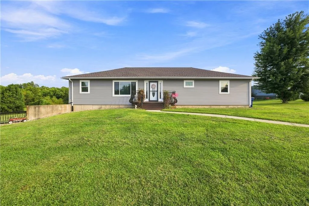 20193 Linwood Road, Linwood KS