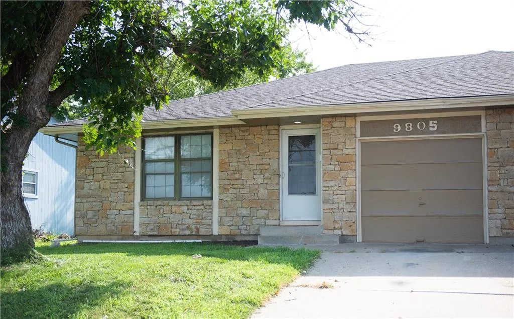 9805 View High Drive, Kansas City MO