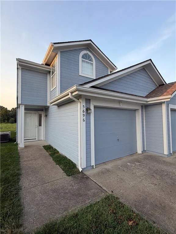 5696 NW Plantation Lane #174 A, Lee's Summit MO
