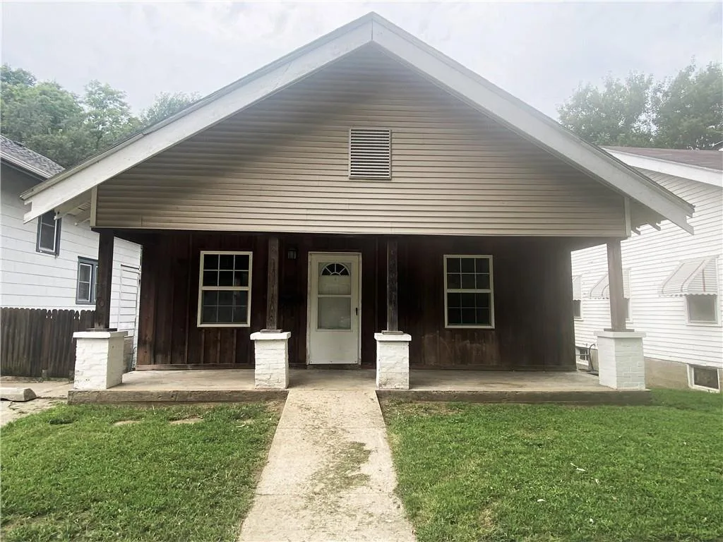 3810 Terrace Avenue, St Joseph MO
