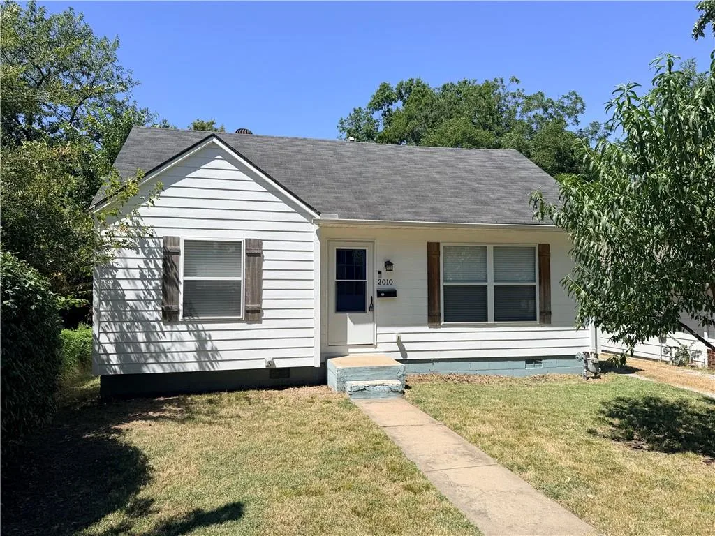 2010 S English Street, Pittsburg KS