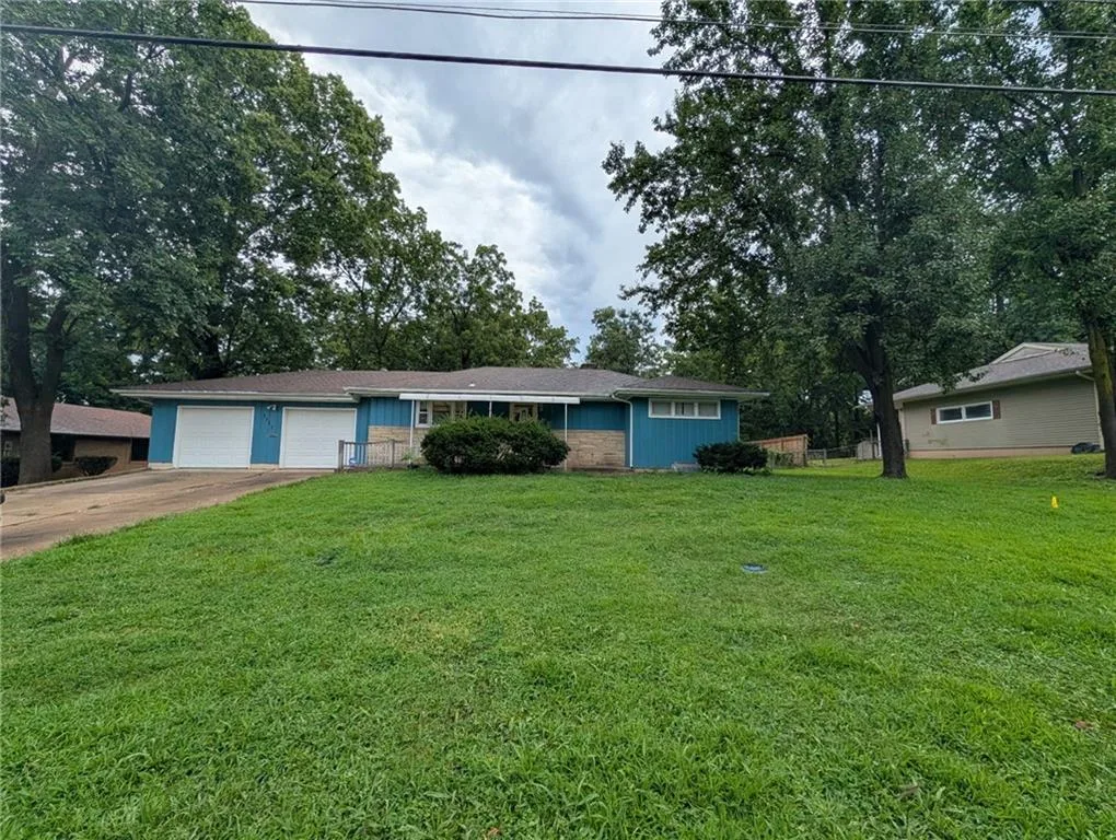 3511 S Northern Avenue, Independence MO