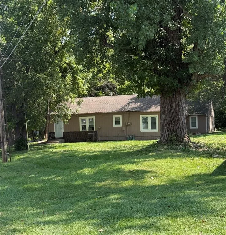 4941 Shawnee Drive, Kansas City KS