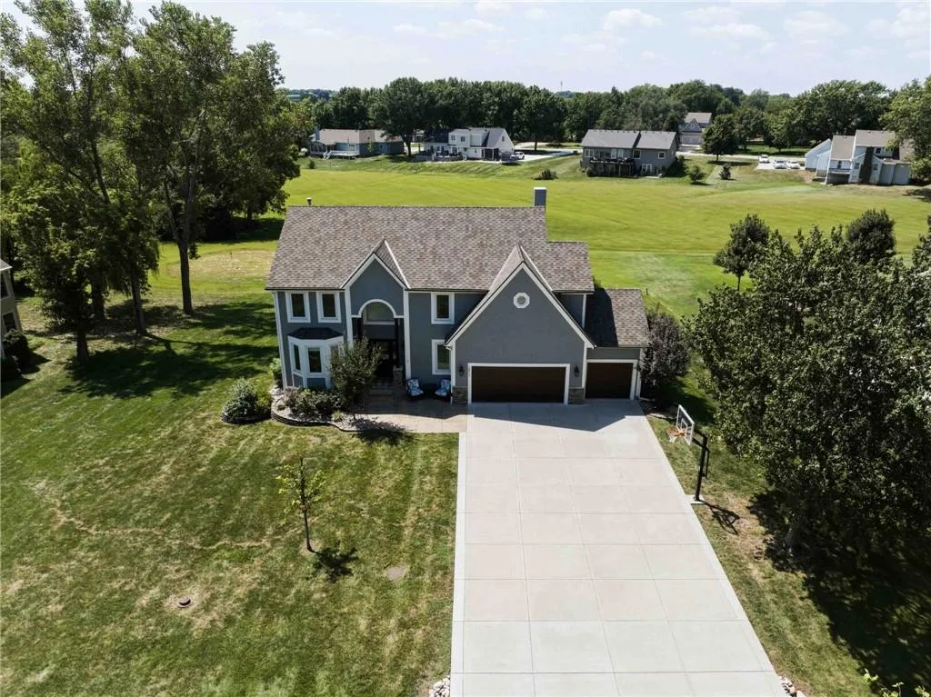 18814 S Greenway Street, Olathe KS