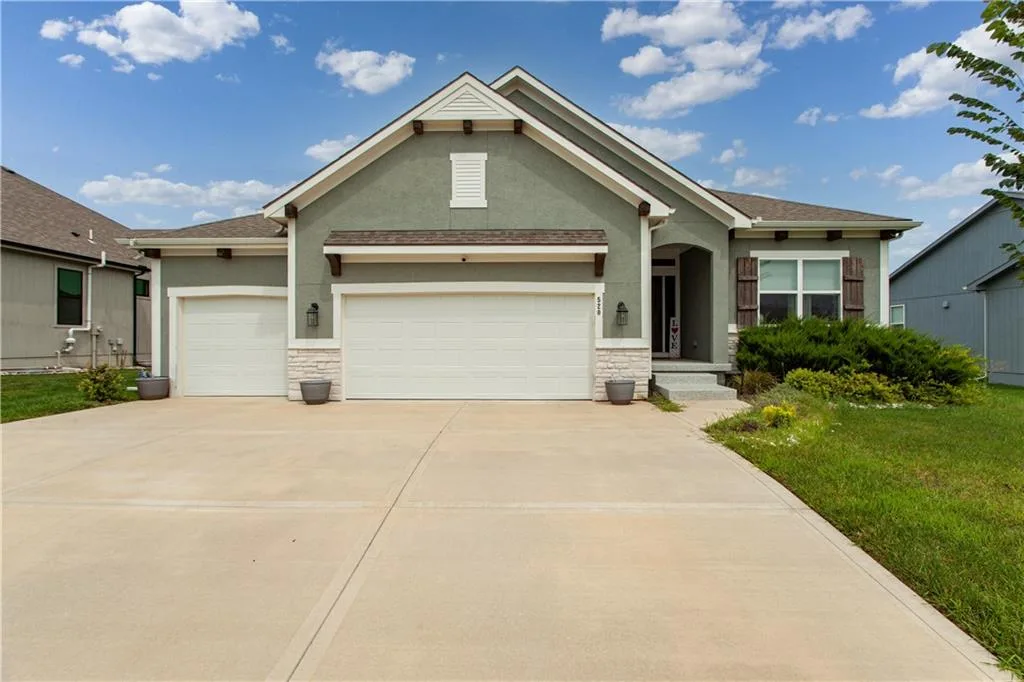 520 SE David Road, Lee's Summit MO