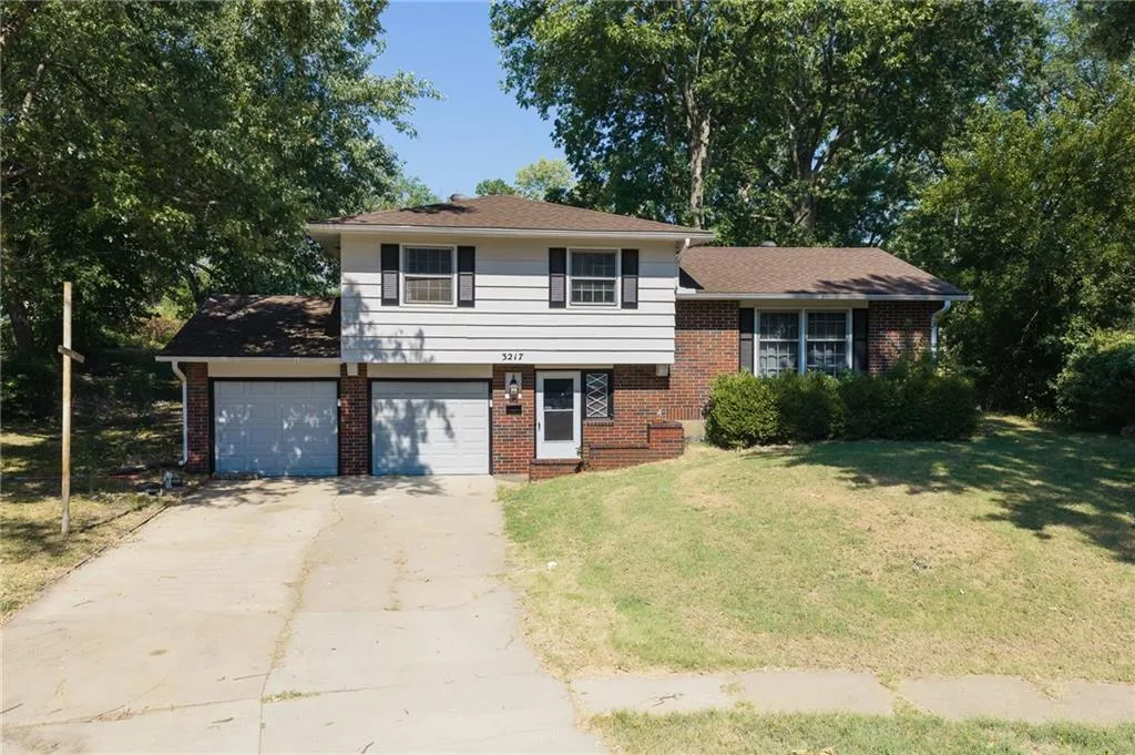3217 Westwood Court, Topeka KS